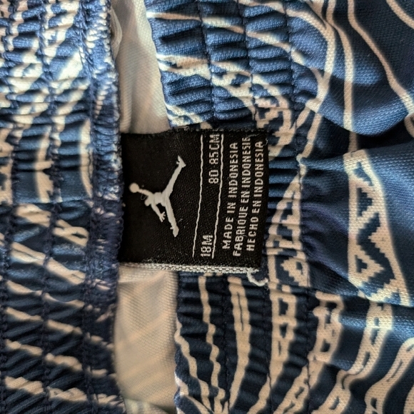 Jordan Blue and Patterned Shorts Set - Picture 3 of 10